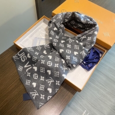 Louis Vuitton Scarf